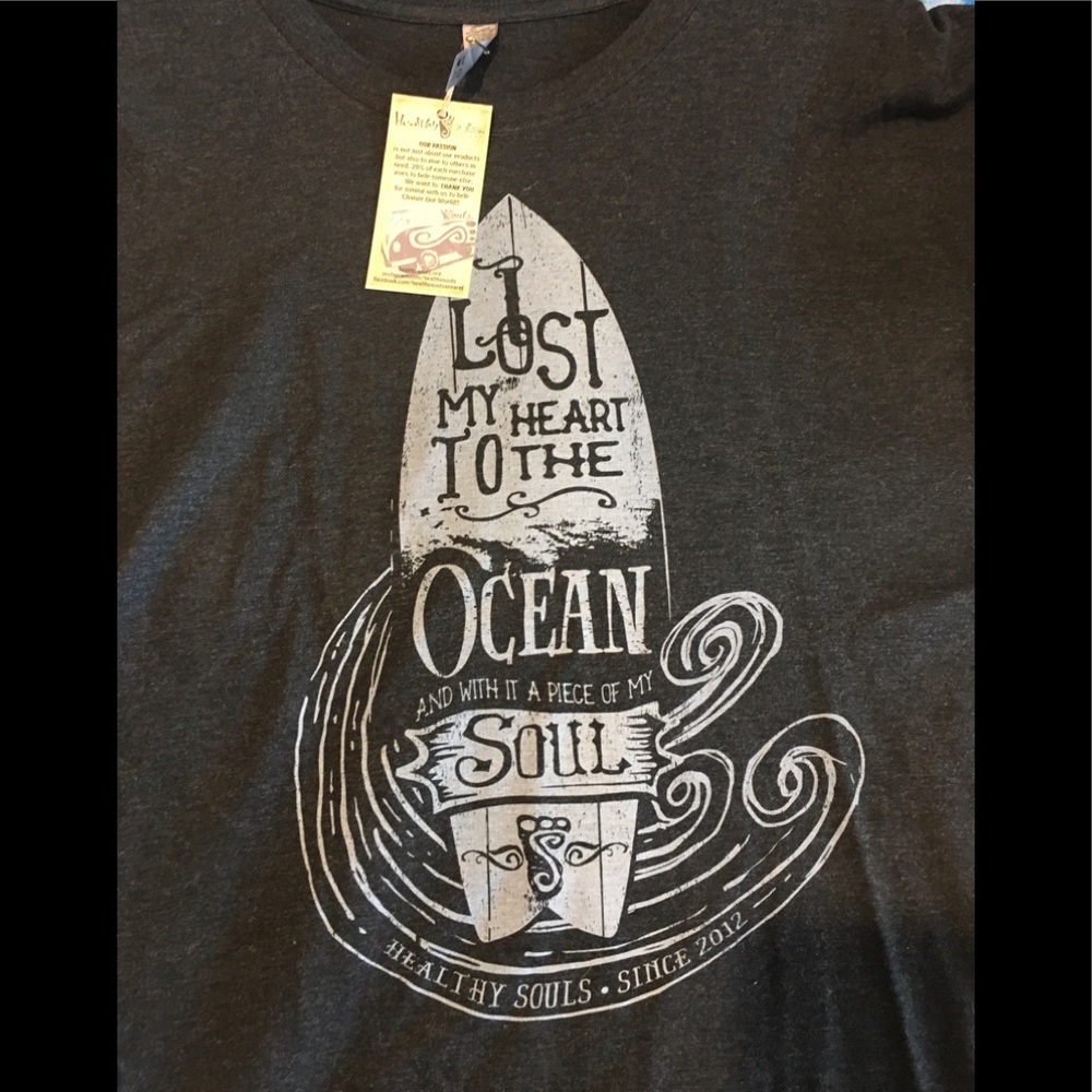 Healthy Souls ocean t-shirt